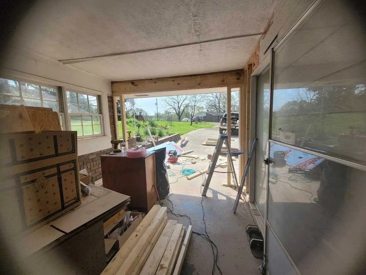 Air movers and dehumidifier for Water Mitigation Services in Weston